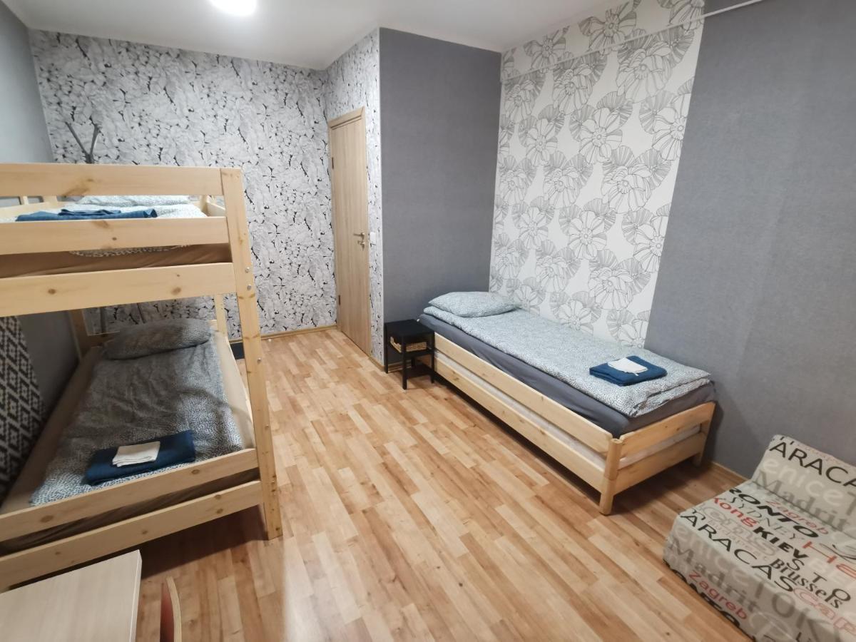 Bar-Celona - Rooms & Beds Vilna Exterior foto